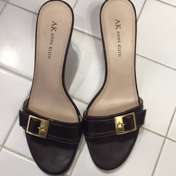 Anne Klein shoes - Picture 6 of 6